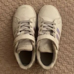 Little Girls Adidas Sneakers with iridescent details. Super cute!!!